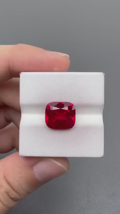 RUCU010 · Pigeon Blood Ruby video · 10*11 mm · 7.46 ct