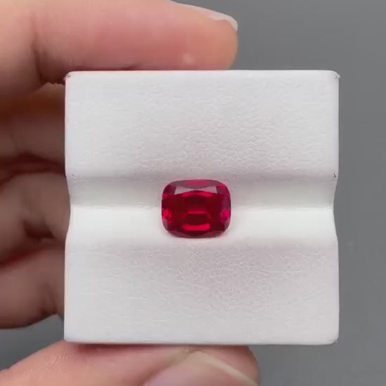 RUCU005 · Pigeon Blood Ruby video · 7*8 mm · 2.6 ct