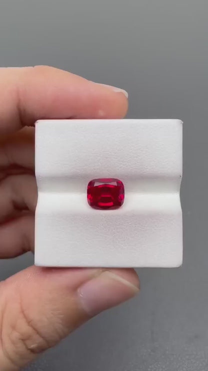 RUCU005 · Pigeon Blood Ruby video · 7*8 mm · 2.6 ct