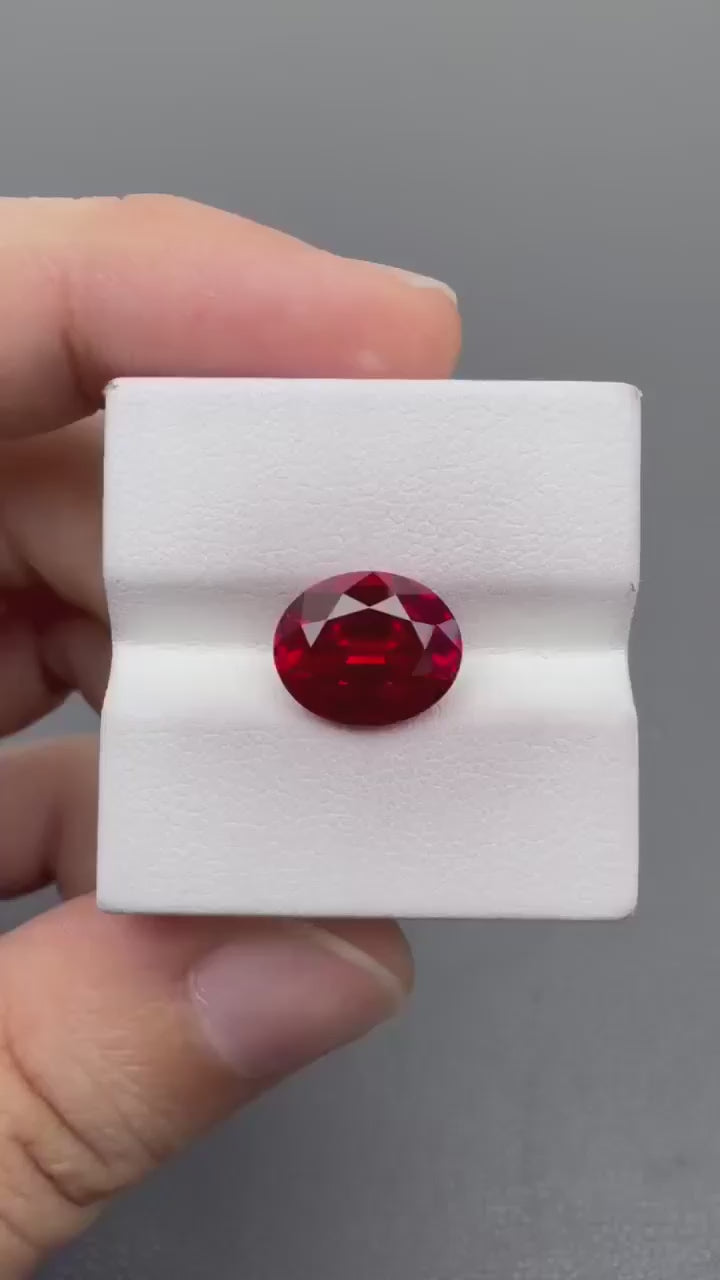 RUOV006 · Pigeon Blood Ruby video · 9*11 mm · 5.14 ct