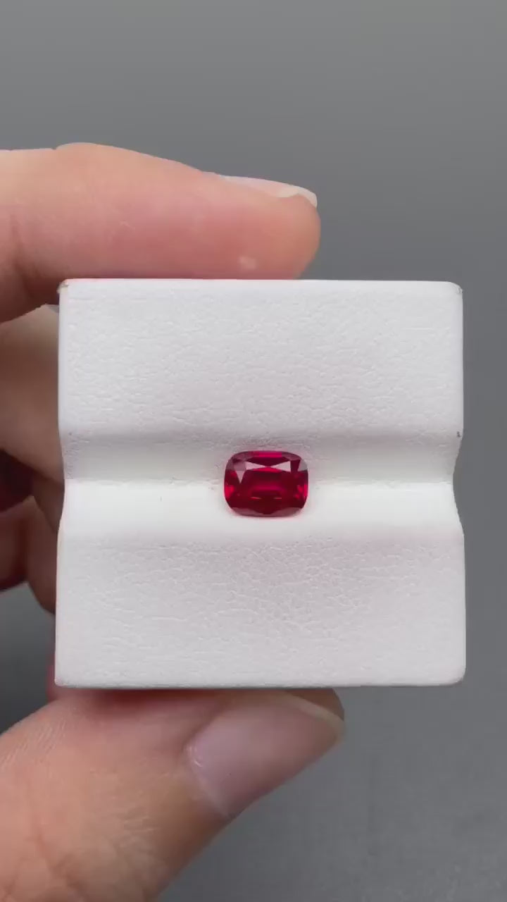 RUCU001 · Pigeon Blood Ruby video · 5*6.5 mm · 1.22 ct