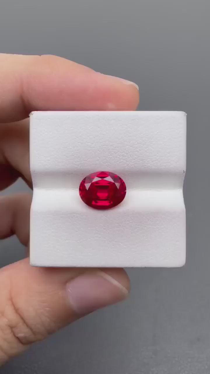 RUOV004 · Pigeon Blood Ruby video · 7.5*9.5 mm · 3.44 ct
