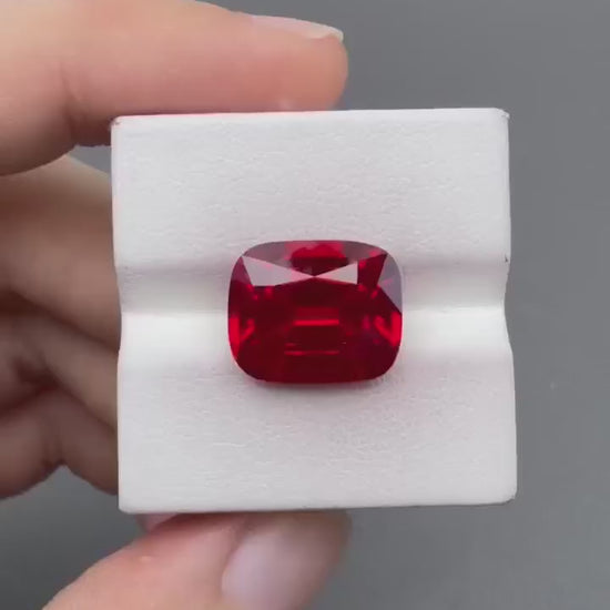 RUCU011 · Pigeon Blood Ruby video · 11*13.5 mm · 11 ct