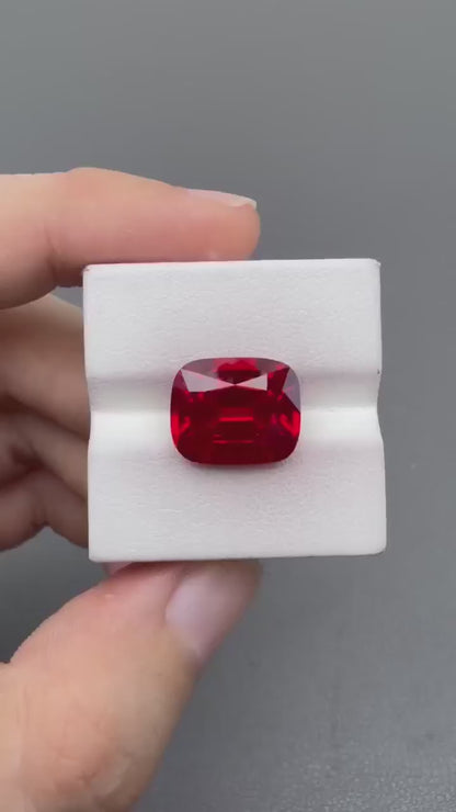 RUCU011 · Pigeon Blood Ruby video · 11*13.5 mm · 11 ct